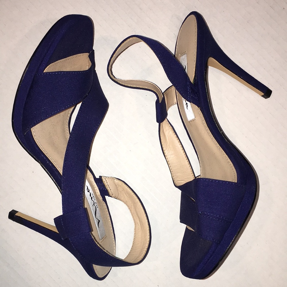 Nina New York Navy Blue Strappy Platform Heels | Size 7.5